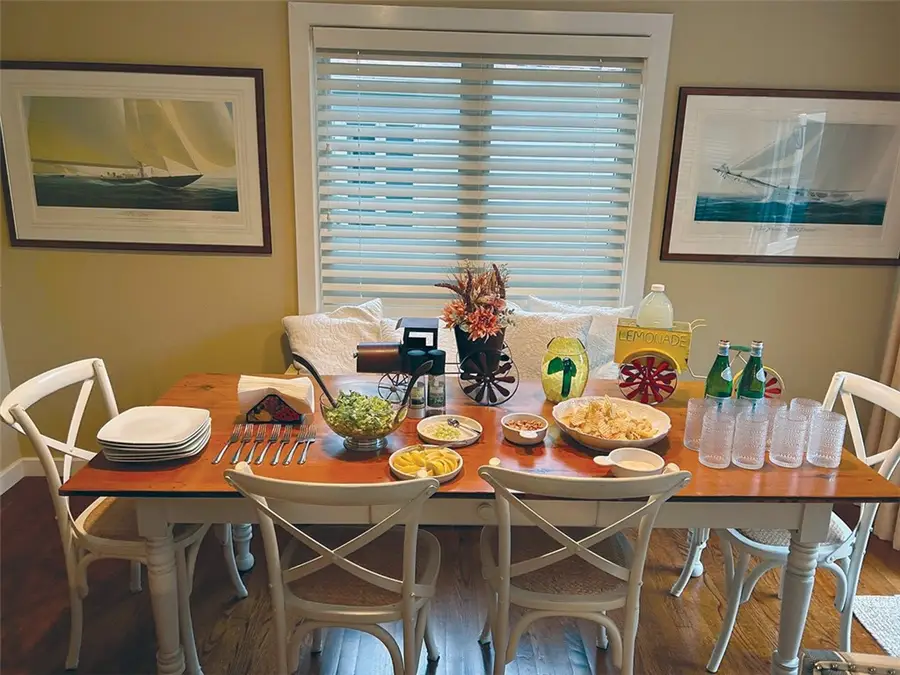 15 Hammersmith Road, Newport, RI 02840 - #3