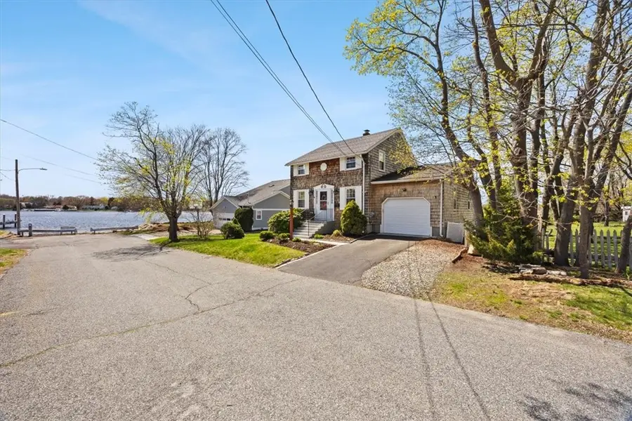 25 King Philip Avenue, Barrington, RI 02806 - #2