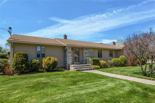 66 West River Parkway, North Providence, RI 02904