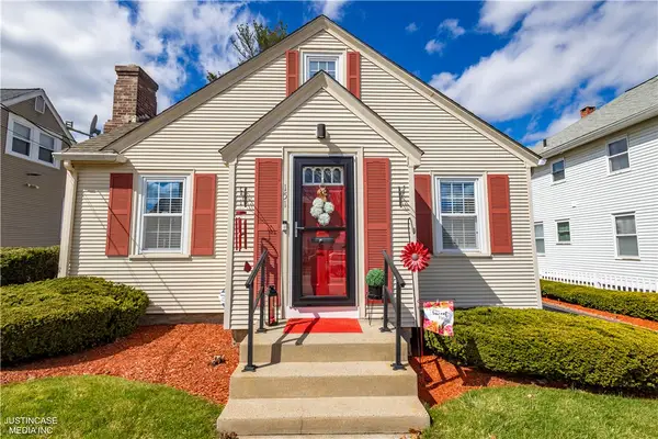 151 West Forest Avenue, Pawtucket, RI 02860