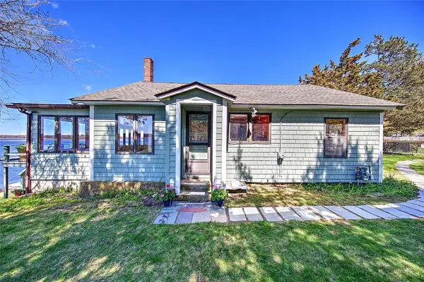 35 Hanson Road, Barrington, RI 02806