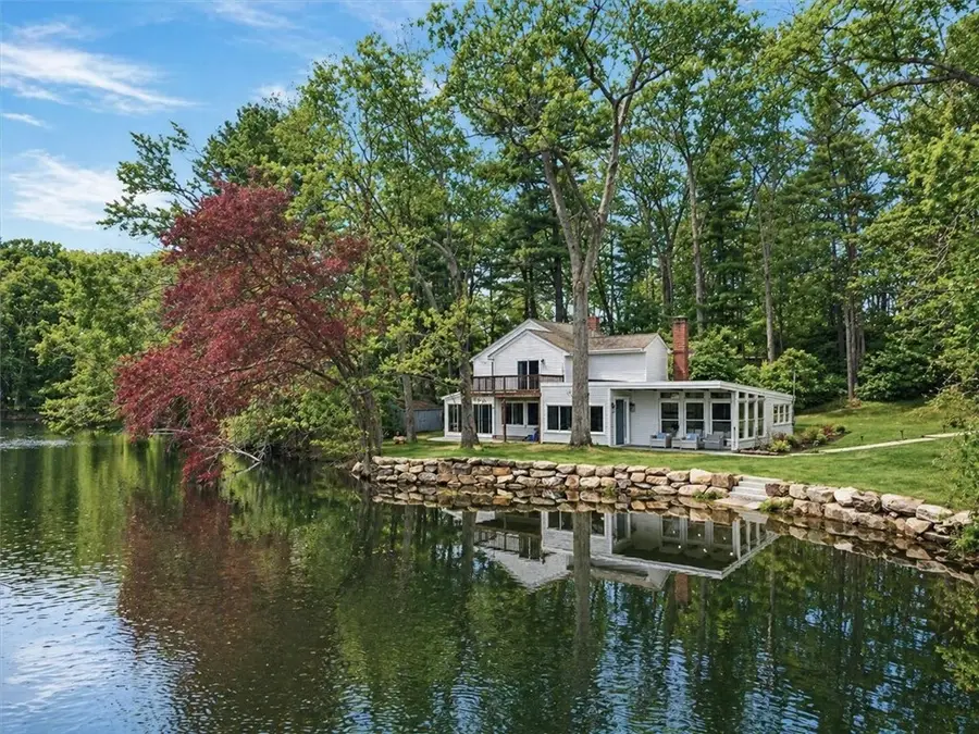 24 Breezy Knoll Road, Smithfield, RI 02828 - #2