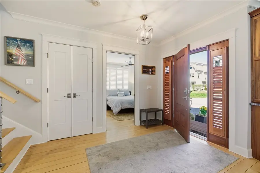 57 Tuckerman Avenue, Middletown, RI 02842 - #3