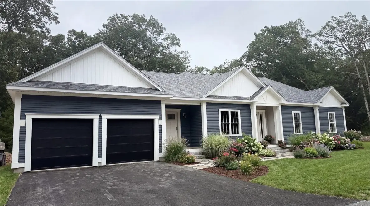 11 Fox Run Trail, Smithfield, RI 02917 - #1