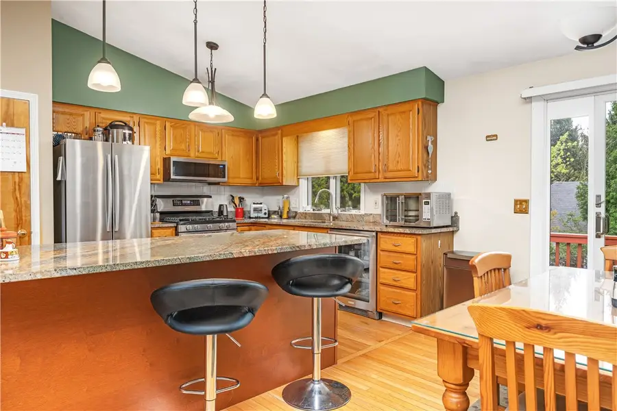 84 Lynde Street, Providence, RI 02908 - #3