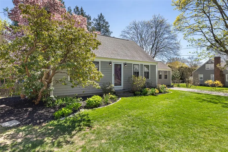 6 Jenks Garden Lane, Barrington, RI 02806 - #2
