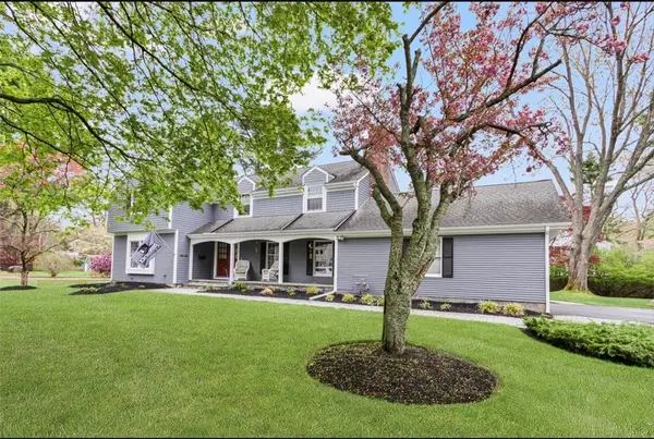 1 Pierce Court, Barrington, RI 02806