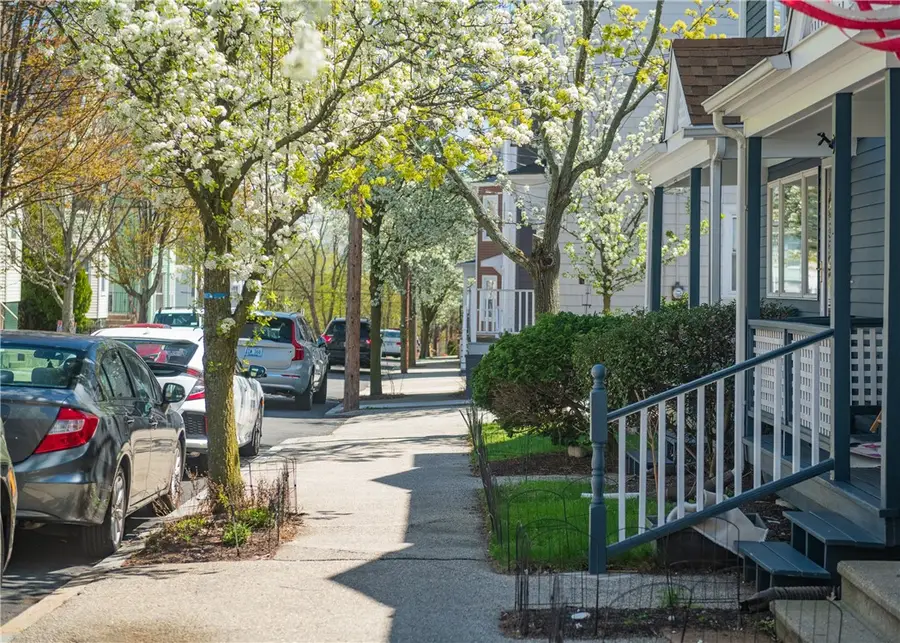 5 Amy Street, Providence, RI 02906 - #2