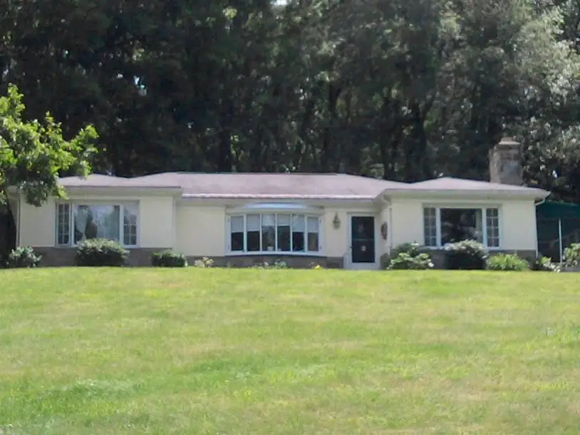 6 Old Pound Hill Road, North Smithfield, RI 02896 - #1