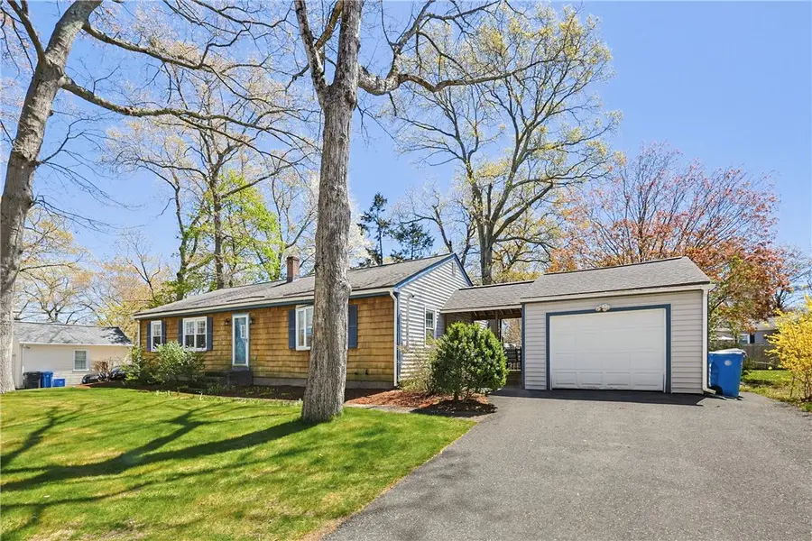 26 Alton Ave Avenue, Cumberland, RI 02864 - #3