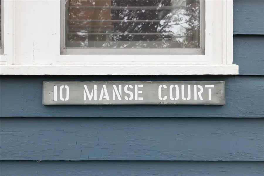 10 Manse Court, Warwick, RI 02888 - #3