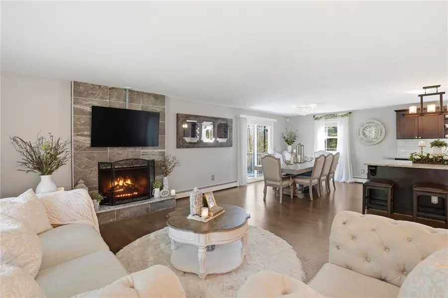 75 Oak Dell Circle, East Greenwich, RI 02818 - #3