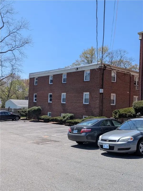 2160 Mineral Spring Avenue #10, North Providence, RI 02911