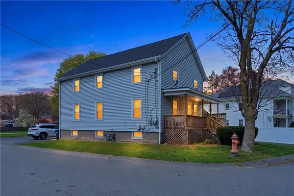 131 Roma Street, East Providence, RI 02914