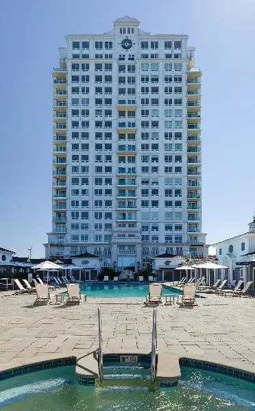 37 Lawton Brook Lane, Portsmouth, RI 02871 - #1