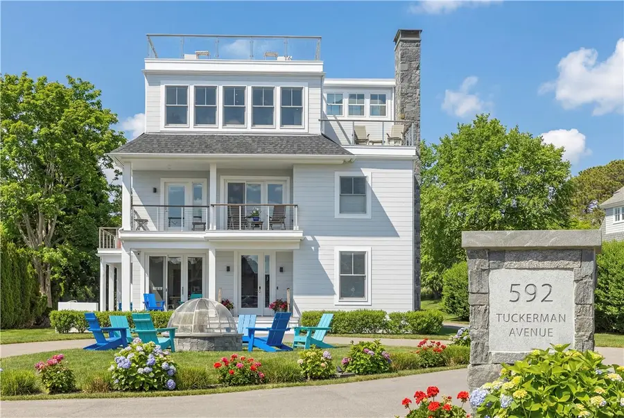 592 Tuckerman Avenue, Middletown, RI 02842 - #3