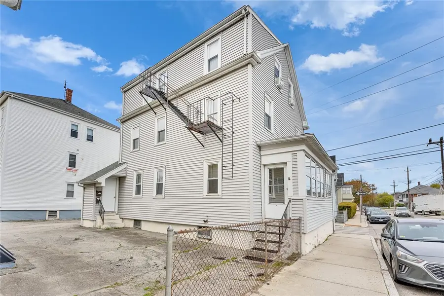 221 State Street, Bristol, RI 02809 - #3