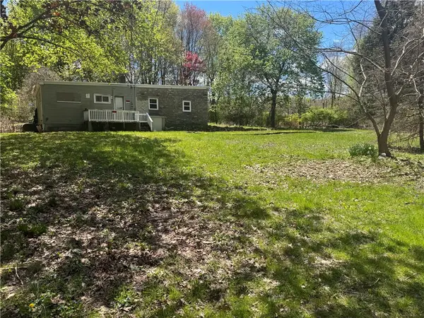 633 Old Smithfield Road, North Smithfield, RI 02896