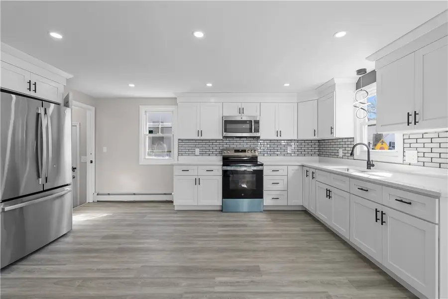 138 Glenbridge Avenue, Providence, RI 02909 - #3