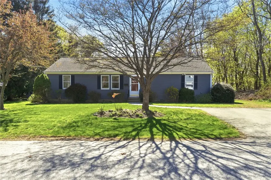 1 Roslyn Avenue, Bristol, RI 02809 - #2