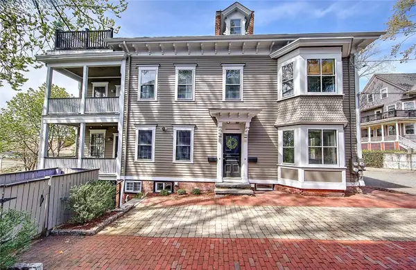 152 Congdon Street #2, Providence, RI 02906