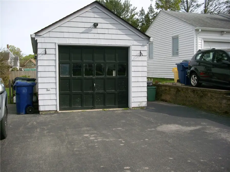 20 Bassett Avenue, Warwick, RI 02889 - #3