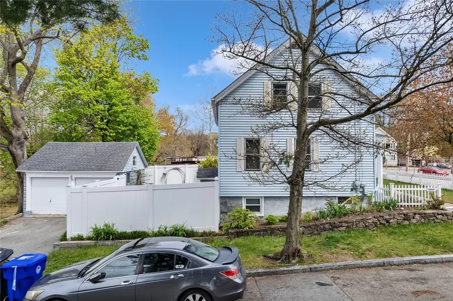 2 Carder Street, Providence, RI 02904 - #3