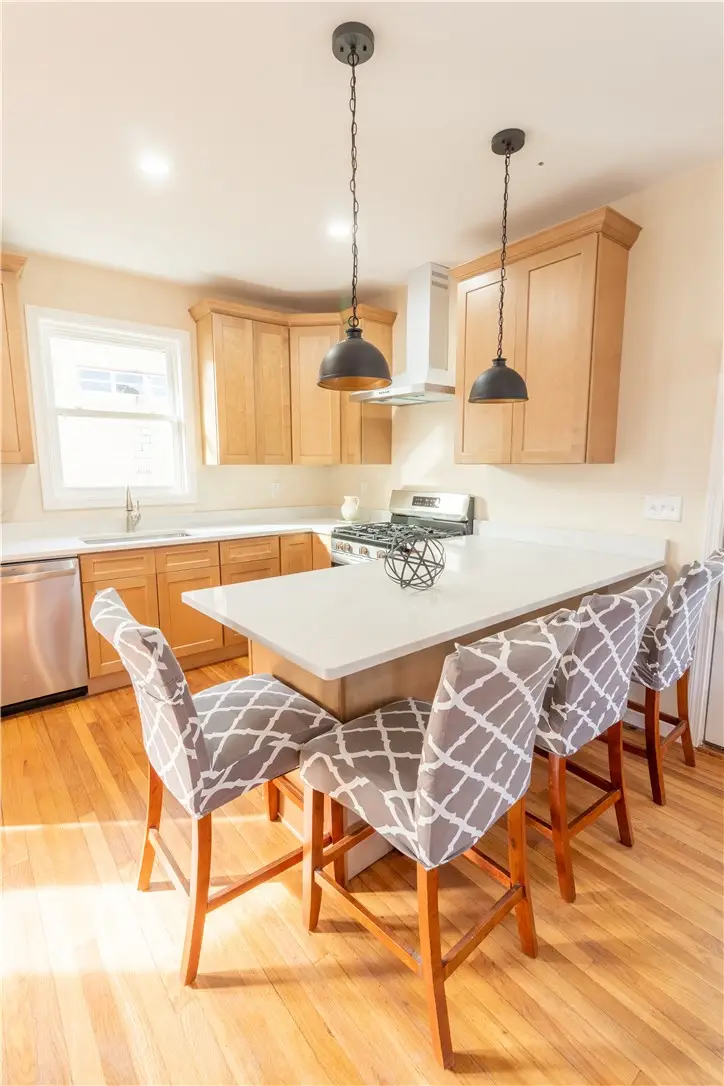 30 Oneil Street, Providence, RI 02904 - #3