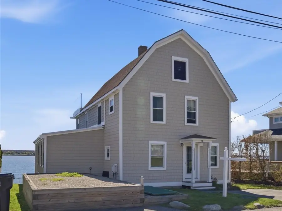 38 Aquidneck Avenue, Portsmouth, RI 02871 - #2
