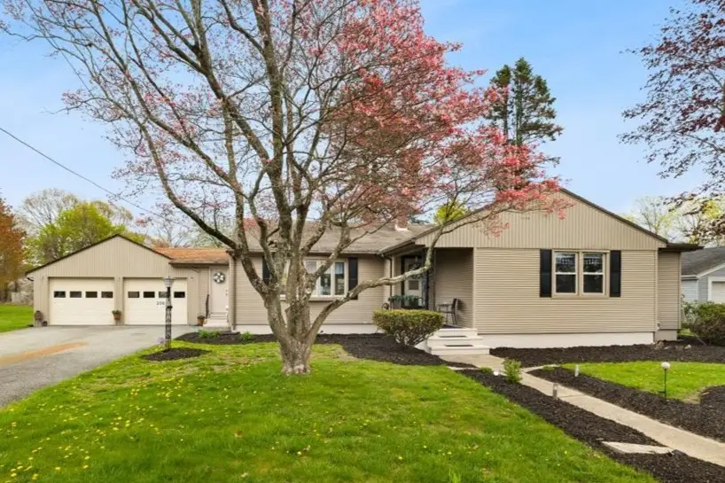 200 Glen Drive, Warwick, RI 02886 - #1