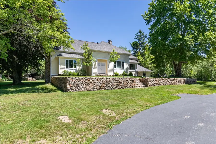80 Woodbridge Drive, East Greenwich, RI 02818 - #2