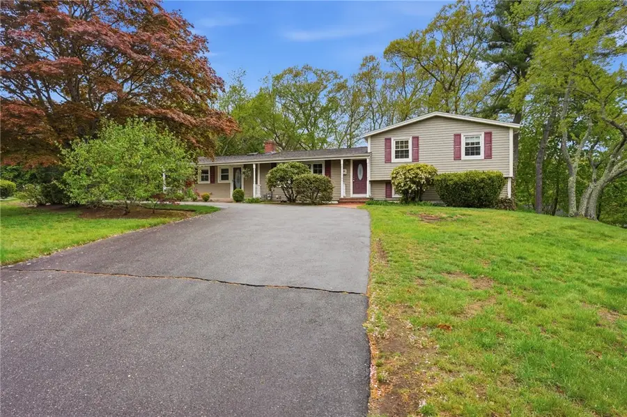 135 Red Chimney Drive, Warwick, RI 02886 - #3