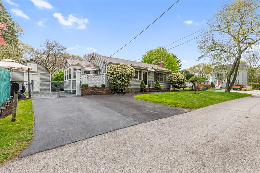 48 Barker Street, Warwick, RI 02888 - #3