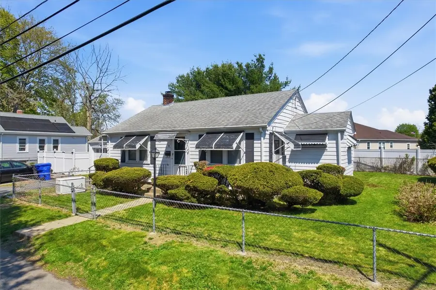15 Rhodes Avenue, Riverside, RI 02915 - #2