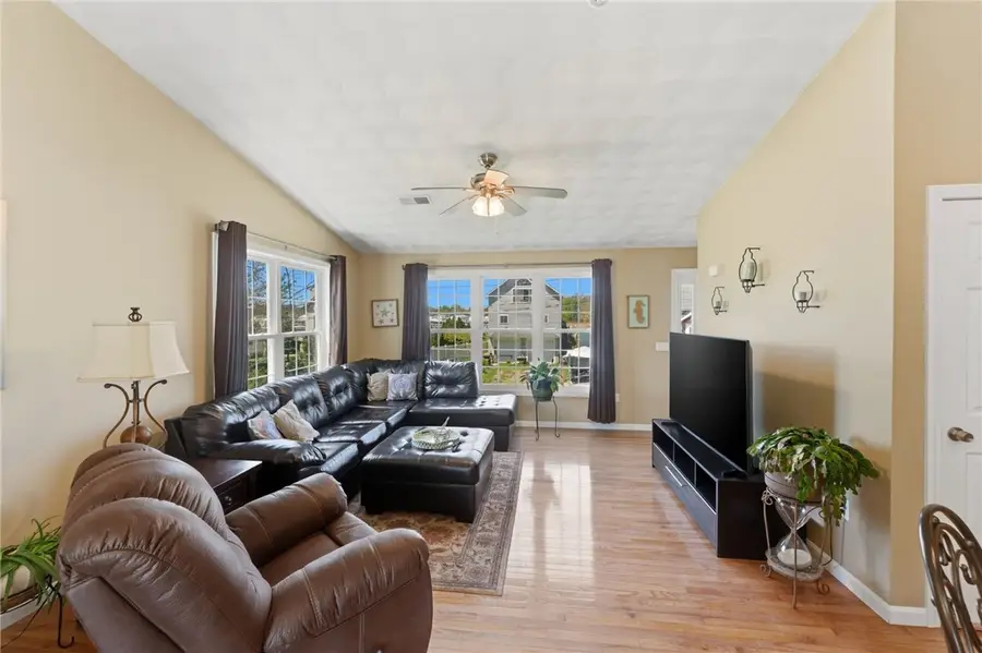 48 Harris Avenue, Warwick, RI 02889 - #3