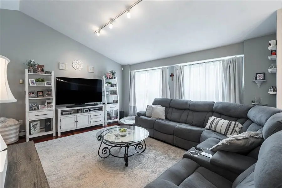 77 Lippitt Avenue, Cumberland, RI 02864 - #3