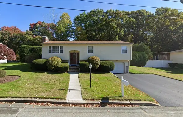 8 Joyce Drive, North Providence, RI 02911