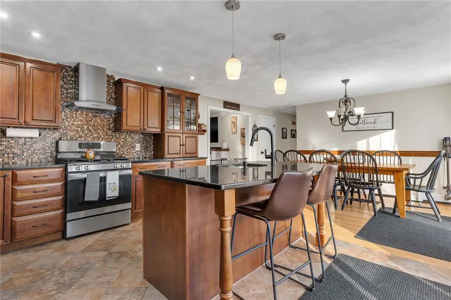 62 Canonchet Trail, Cranston, RI 02921 - #3