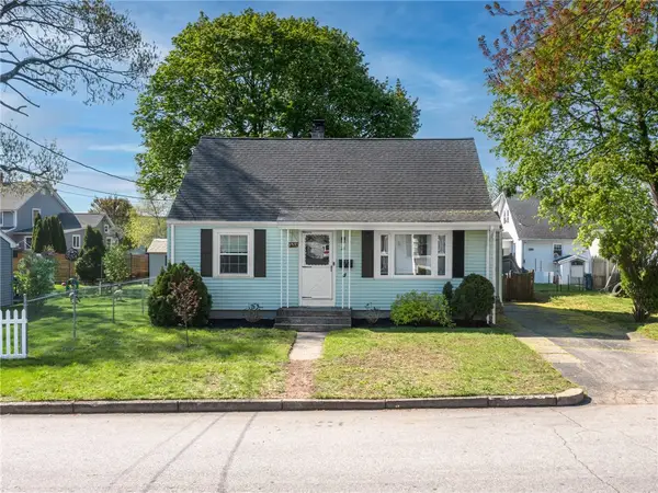 25 Mowry Street, Pawtucket, RI 02861