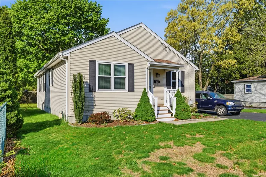 365 Maple Street, Warwick, RI 02888 - #3