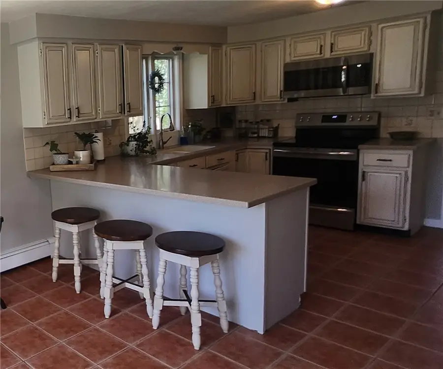 54 Sefton Drive, Bristol, RI 02809 - #2