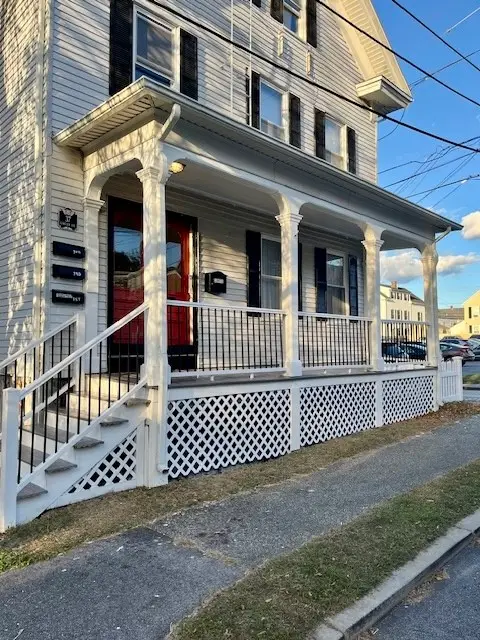 37 Lincoln Avenue, Bristol, RI 02809 - #1