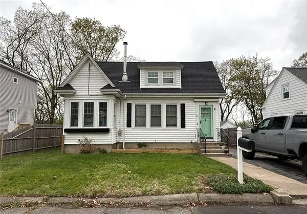 32 Hopkins Terrace, Cumberland, RI 02864