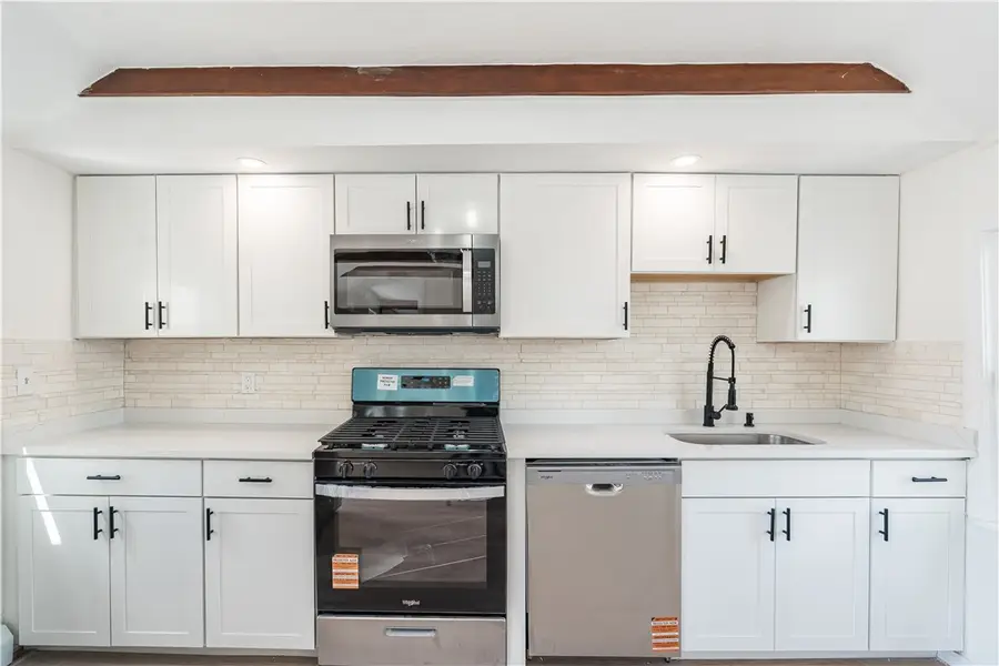 8 Fenner Street, Pawtucket, RI 02860 - #3