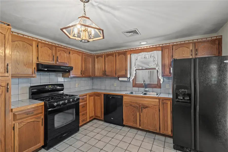 190 Curran Road, Cumberland, RI 02864 - #3