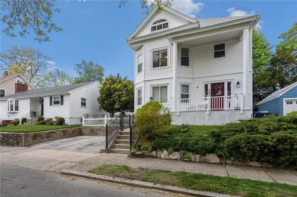 85 Blaisdell Avenue, Pawtucket, RI 02860