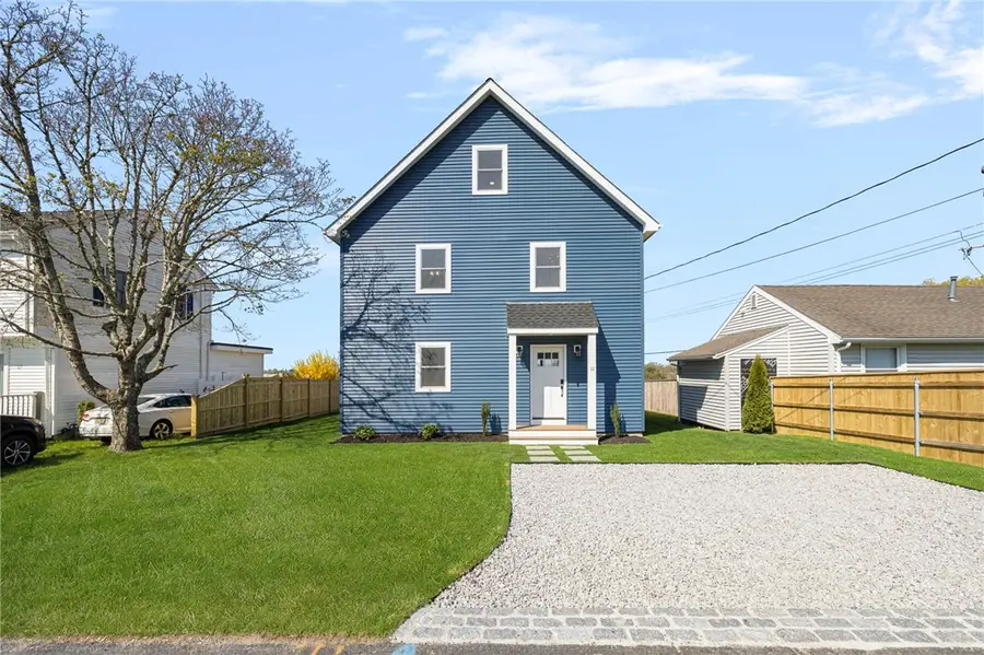 11 Gunning Court, Middletown, RI 02842 - #2