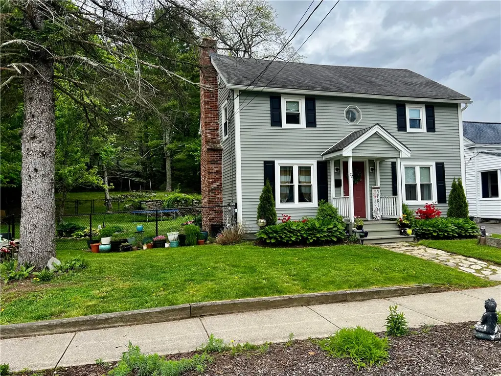 72 Farnum Pike, Smithfield, RI 02917 - #1