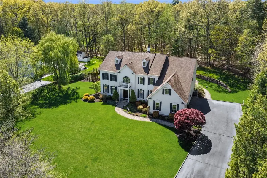 30 Lenihan Lane, East Greenwich, RI 02818 - #3