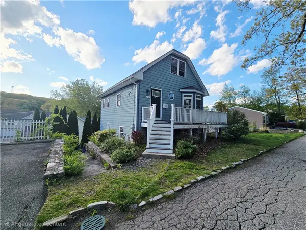 140 Lake View Road, Cranston, RI 02920